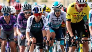 Luke Plapp’s Daring Solo Victory in Stage 8 of Giro d’Italia as Ulissi Claims the Maglia Rosa!