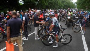 As it happened: Late GC attack on stage 11 of the Giro d’Italia.