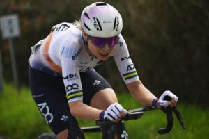 Usoa Ostolaza Claims Overall Victory at Tour Féminin des Pyrénées as Brodie Chapman Dominates Stage 3 with Solo Win
