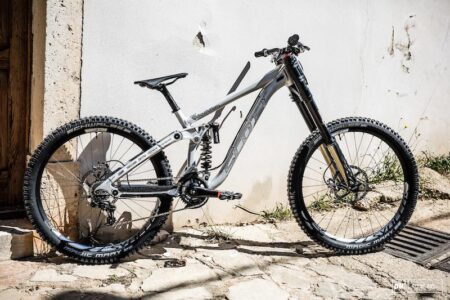 Meet the Scott Gambler 6-Bar DH Prototype: The Ultimate Mountain Bike’s Bold New Look