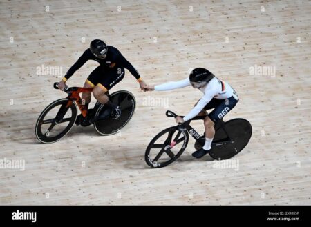 Paris 2024 Track Cycling: Ellesse Andrews Powers to Victory in Women’s Keirin Sprint