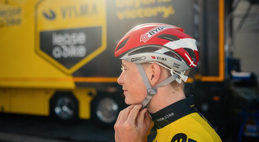Why Is Jonas Vingegaard the Only Rider on His Team Wearing a Red Helmet at the Tour de France?