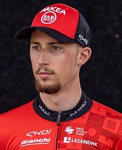 Tour de France Star Kévin Vauquelin Set to Join Ineos Grenadiers in 2026