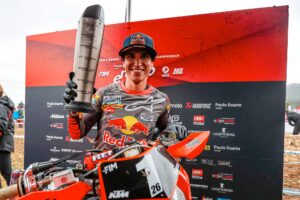Spanish Rider Garcia Makes History as Oldest Stage Winner at Women’s Tour de France at 41