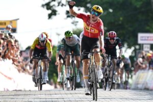 Jonas Abrahamsen Triumphs in a Thrilling Uphill Battle at Circuit Franco-Belge