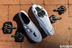 Discover the New Shimano RX910 S-Phyre Gravel Race Shoe with Innovative Pontoon Cleat System for Superior Pedal Grip