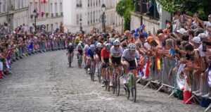 Stunning Upset: Defending Champion Crashes Out Early in Women’s World Road Race