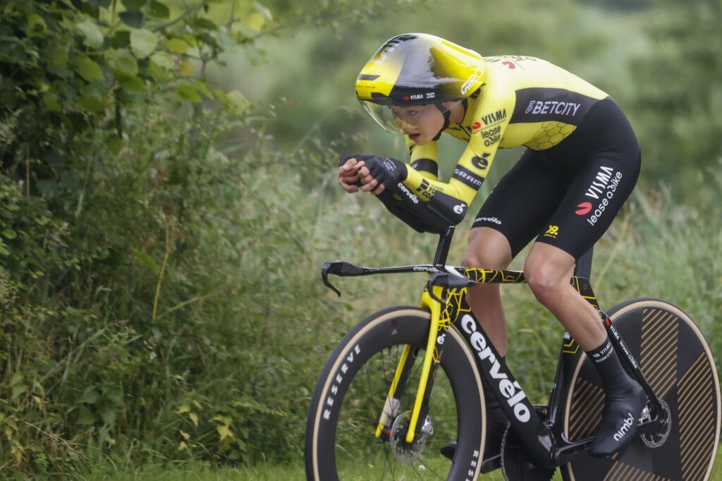 Van Baarle Secures Silver at Dutch ITT Championships as Nooijen Shines with Stunning Bronze Comeback