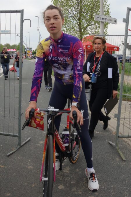 Meet the Star Riders: Unveiling the Amstel Gold Race Ladies Edition 2025 Start List!