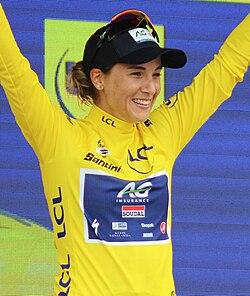 Kim Le Court-Pienaar Triumphs with Stunning Win on San Luca Summit at Giro dell’Emilia Donne