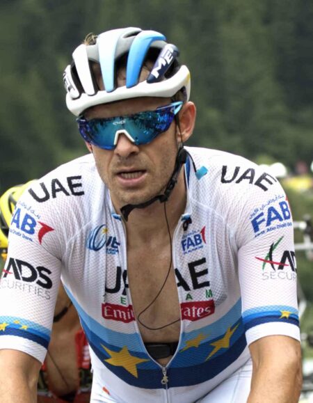 Alexander Kristoff’s Rickshaw Ride: A Spectacular Guard of Honour on Stage 8 of Le Tour de Langkawi