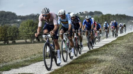Home Favourite Clinches Victory in Thrilling UCI Gravel World Championships Finale