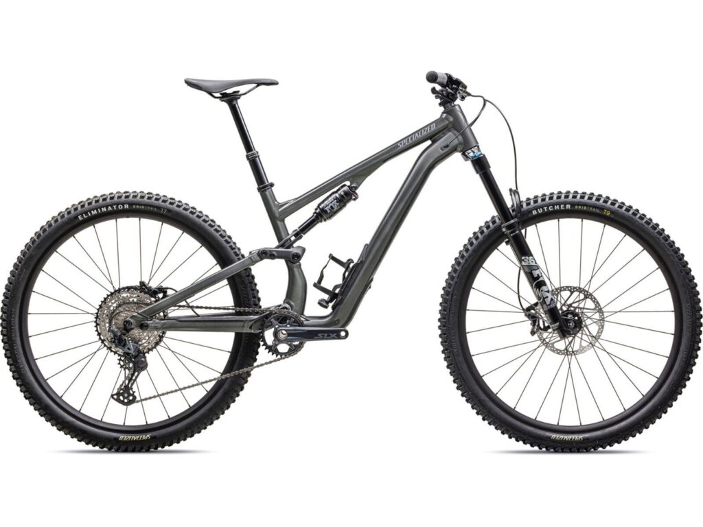 Enter to Win a Unique Hand-Painted Stumpjumper 15 by Specialized and Troy Lee Designs for Rampage!