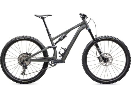 Enter to Win a Unique Hand-Painted Stumpjumper 15 by Specialized and Troy Lee Designs for Rampage!