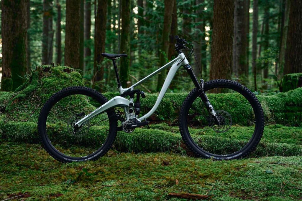 Priority Bicycles Unveils the Vanth: The Ultimate Enduro Bike with Gearbox and Belt Drive Priority Bicycles Unveils the Vanth: The Ultimate Enduro Bike with Gearbox and Belt Drive