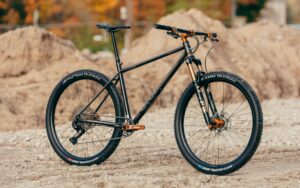 Sour Carbon Smashes Steel+Thermoplastic Prototype-Plus 3 Epic Custom MTBs You Have to See!