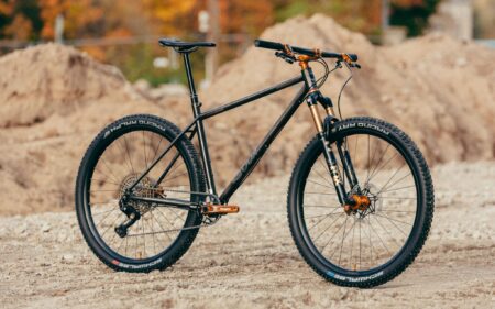 Sour Carbon Smashes Steel+Thermoplastic Prototype-Plus 3 Epic Custom MTBs You Have to See!