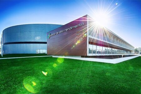 Step Inside the US’s Revolutionary, Otherworldly Aluminium Velodrome