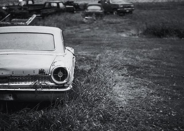 TailFin HydroMount: Easily Add Cages Without Drilling Into Your Frame TailFin HydroMount: Easily Add Cages Without Drilling Into Your Frame