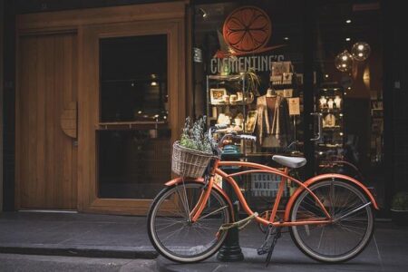Urban Arrow Moves the Party to the Back with New Breeze Longtail Cargo Bike