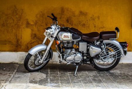 Infamous commentator David Duffield was also a record-breaking rider – this is the bike he did it all on