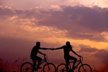 How a British Couple’s Epic World Cycling Journey Strengthened Their Bond Like Never Before ‘It brought us closer together’ – British couple set a new record for cycling around the world