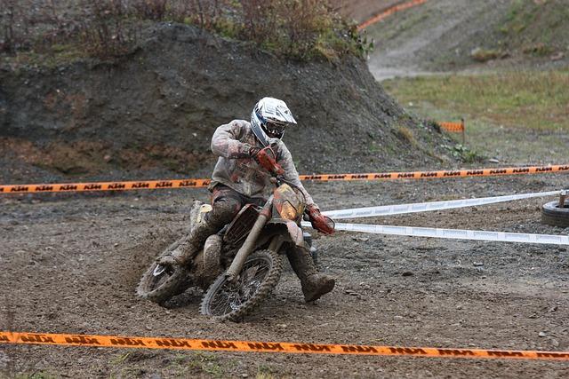 Unleash Your Ride with the Limited Edition STEEZL x Invert Enduro Chassis Kit! REEB and Cane Creek Announce Limited Edition STEEZL x Invert Enduro Chassis Kit