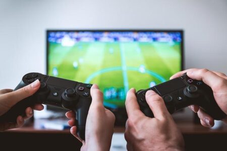 From Zwift to the pro ranks – Cofidis sign double Esports World Championships runner-up